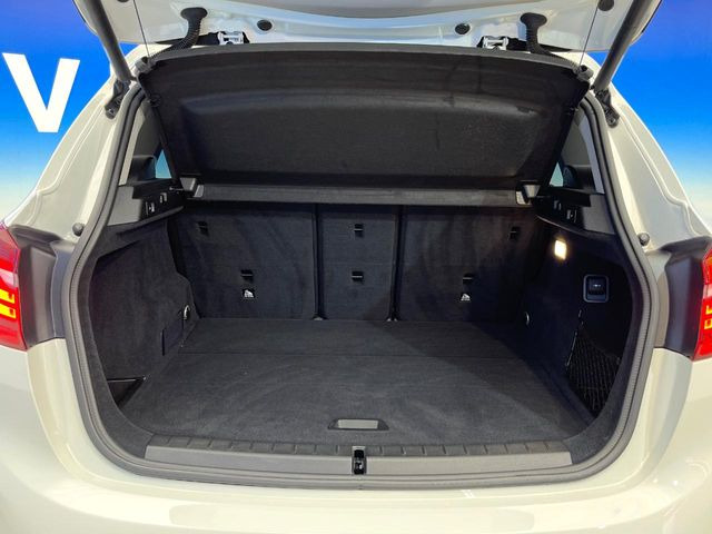 ●トランクルーム:趣味が広がる収容スペース!これだけの広さがあればお買い物やレジャーなどにも最適です!使用感も少なくきれいな状態を維持しております。