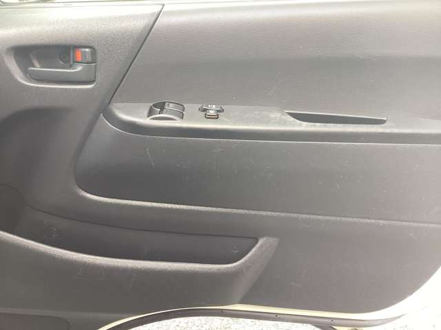 ���X�̎Ԃ̓��[���N���[�j���O�{�H�ς�!�[�ԑO�ɂ͎肪��WAX�A�����d�グ���|�Ŕ[�Ԃ������Ȃ��Ă���܂�!