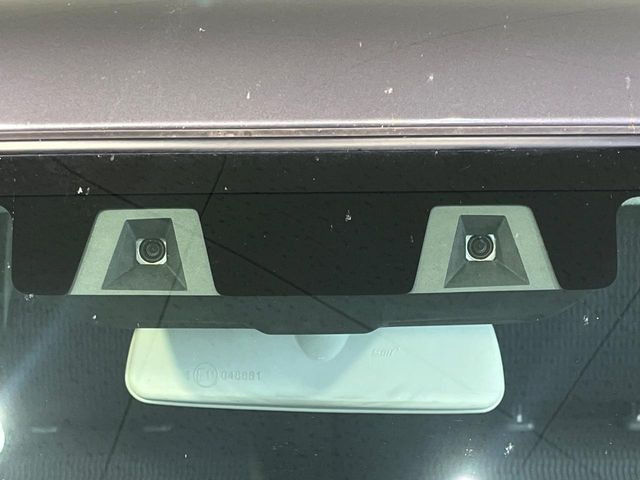 【スズキ セーフティサポート】走行中に前方の車両等を認識し、衝突しそうな時は警報とブレーキで衝突回避と被害軽減をアシスト。より安全にドライブをお楽しみいただけます。