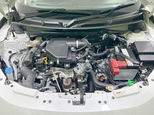 ��D�]�𒸂��Ă���܂��{�f�B�̒e�X�v���b�V���R�[�g���D�]��t���B�ʏ�̃K���X�R�[�g�ƈقȂ�A�ϋv�N��6�N�̖��@���K���X�R�[�e�B���O���A�{�f�B���L���C�ȏ�Ԃɕۂ��Ă���܂��B