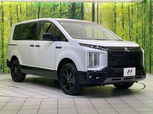 大好評のボディコーティング「弾スプラッシュコート」もご納車までに施工可能。通常のガラスコートと異なる、耐久年数6年の無機質ガラスコーティングが、ボディをキレイな状態に保ってくれます。