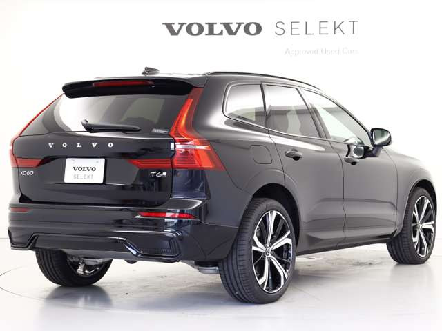 XC60ウルトラ T6 AWD プラグイン ハイブリッド 4WD