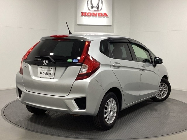 フィット1.3 13G Lパッケージ ファインエディション