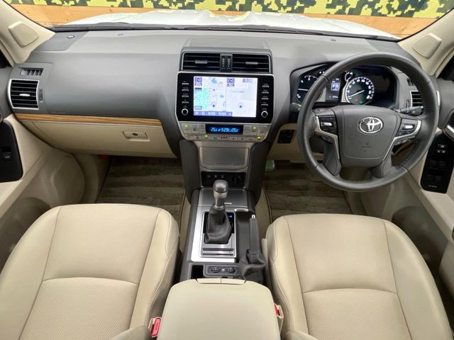 グループ総在庫数約30,000台!!全国の系列店からメーカー・車種問わずご紹介出来るので、あなたにピッタリのお車が見つかるはずです♪まずはお問い合わせ下さい☆