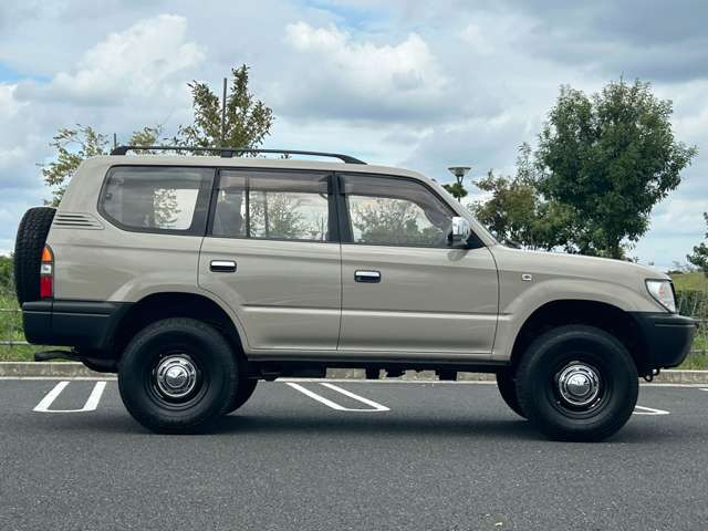 LINE�̂��o�^�ŉ摜�⓮��A�ڍׂȂ����Ϗ���������ł��܂��B���C�y�ɂ��₢���킹���������B�X���E�v�ۂ�LINE ID�ɂȂ�܂��̂ŁA�����p���������܂��BID:@853xfxig