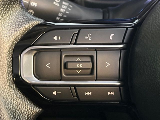 �y�X�e�A�����O�X�C�b�`�z�^�]���A�O������ڐ������炷���ƂȂ��A�I�[�f�B�I���̑��삪�\�ȕ֗��@�\!���S&���K�ȃh���C�u�����o���Ă���܂���