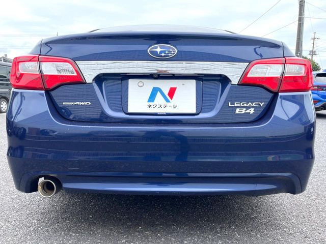 安心の最長10年・走行無制限保証(有償)をご用意。保証内容も充実はもちろん、無料点検&オイル交換や、年中無休の全国・24時間ロードサービスも付帯されておりますのでご安心下さい。