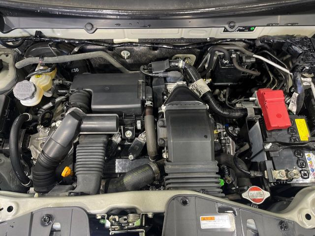 親切・丁寧な専門メカニックスタッフが応対!・車検・点検整備・事故等の修理などアフターサービスも安心。お車のカスタマイズもネクステージのサービススタッフまでご相談ください!