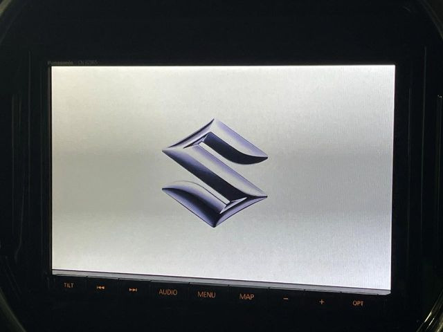 【純正9型ナビ】人気の純正ナビを装備。オーディオ機能も充実しており、Bluetooth接続すればお持ちのスマホやMP3プレイヤーの音楽を再生可能!毎日の運転がさらに楽しくなります!!