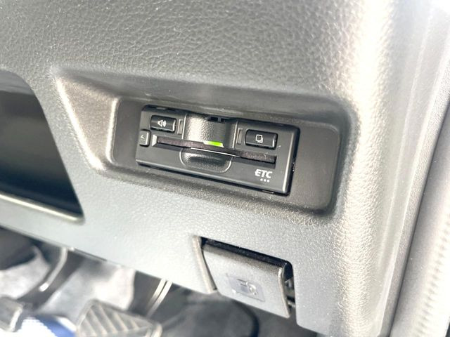 【ETC】高速道路の料金所をストレスなく通過!話題のスポットやサービスエリアに多い「スマートIC」利用時は必須のアイテムです。当店でセットアップを実施、ご納車当日からすぐにご利用いただけます!