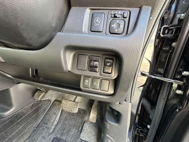 アフターサービスにも力を入れております!修理・車検なども対応させていただいてます。