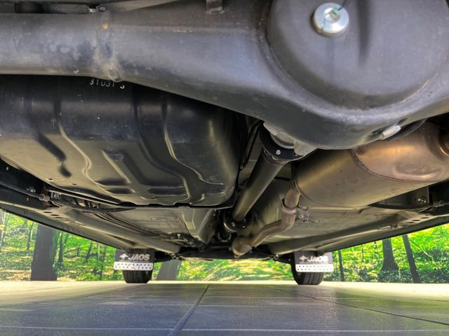 下回りがきれいなうちに、防錆加工の施工がオススメ。降雪地域はもちろん、沿岸部にお住いの方や、趣味でマリン・ウィンタースポーツをされる方にご好評いただいております。