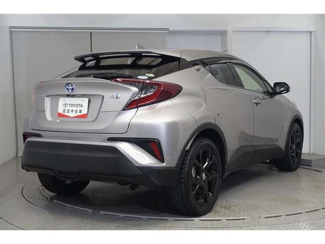 C-HRハイブリッド 1.8 G モード ネロ