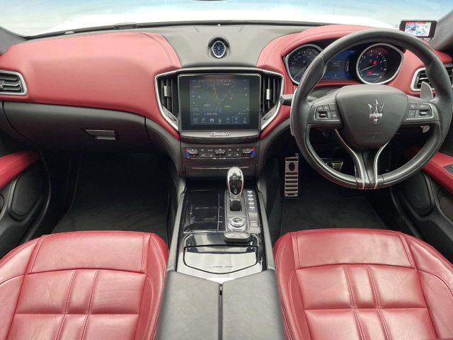 �A���ԃO���[�v���݌ɐ���2,000��!�S���̌n��X���烁�[�J�[�E�Ԏ��킸���Љ�o����̂ŁA���Ȃ��Ƀs�b�^���̂��Ԃ�������͂��ł���܂��͂��₢���킹��������