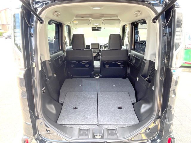 ☆全国のネクステージからお取り寄せが可能※!遠方の店舗に展示してあるクルマが気になる場合も、最寄りの店舗でご覧いただくことが可能です!是非私たちに要望をお聞かせください!※別途費用