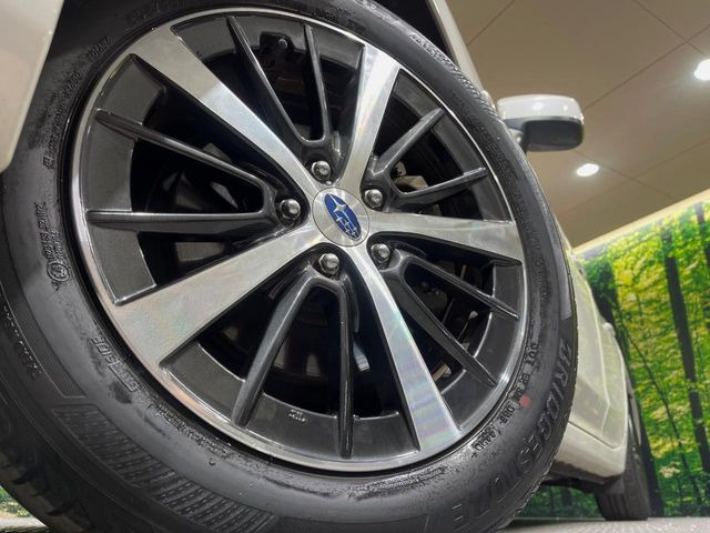 【純正16インチアルミホイール】外観にマッチした純正アルミホイールを装着しております。各種社外アルミホイールや、スタッドレスタイヤも取扱いしております。是非ご相談ください♪