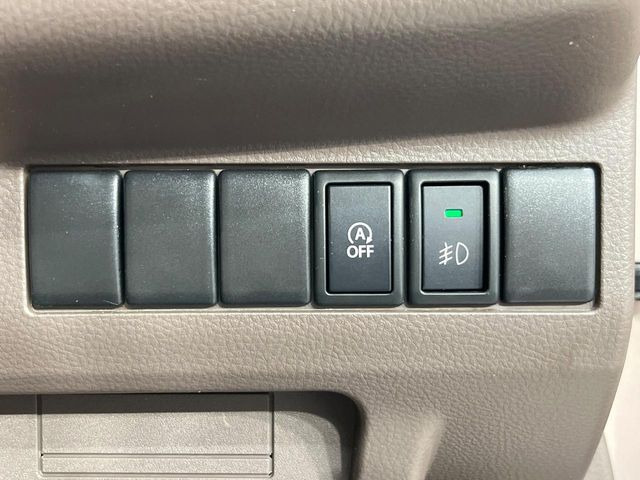 �y�A�C�h�����O�X�g�b�v�z�ԐM����a�؂Œ�Ԃ����ۂɃG���W�����~���A���ʂȔR���̏����}���܂��B�R��������ی�ɂȂ���@�\��G���W���̓u���[�L�𗣂��΍Ďn�����܂��B