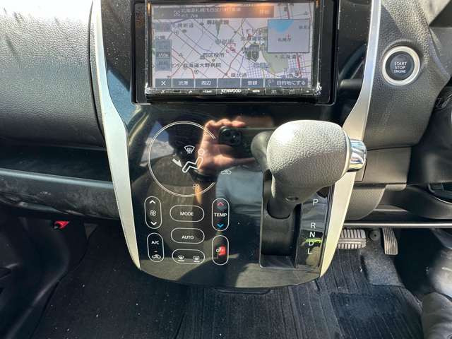 シフト周りの写真です、ヘタリもありません。