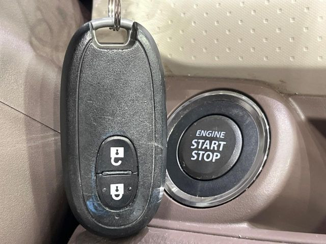 �y�L�[���X�X�^�[�g�V�X�e���z�J�o����|�P�b�g�ɓ��ꂽ�܂܂ł��h�A�̎{���E�������\�ȃX�}�[�g�L�[�𑕔��B�G���W���̃I���E�I�t�����J�M�����o���K�v����������Ƃ��Ă��֗��ł���