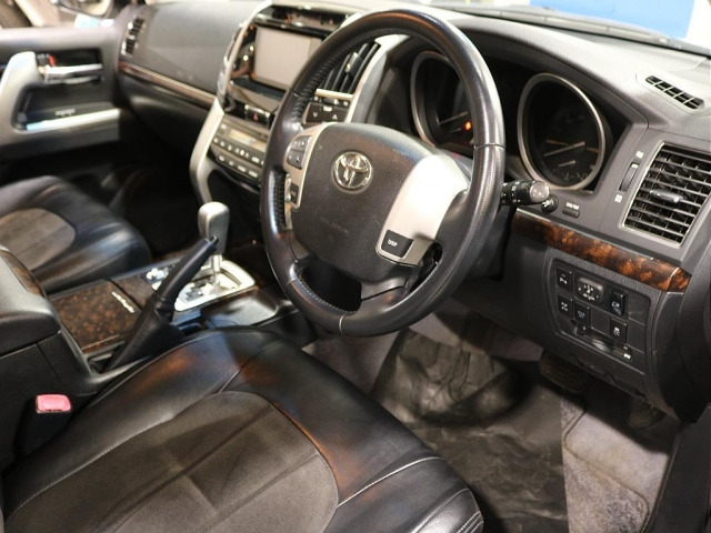 ランドクルーザー2004.6 AX 4WD