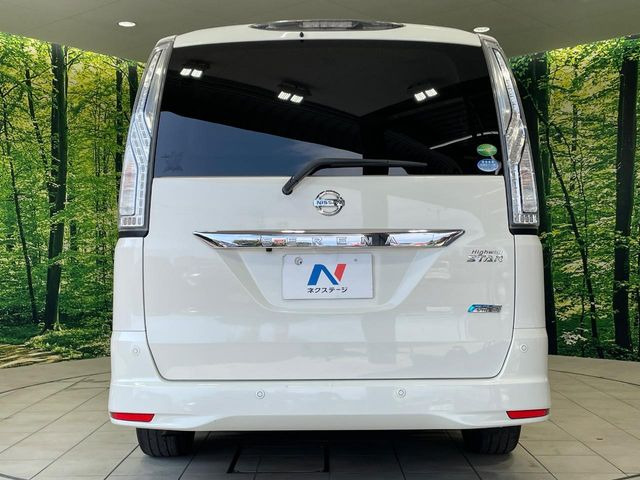 安心の最長10年・走行無制限保証(有償)をご用意。保証内容も充実はもちろん、無料点検&オイル交換や、年中無休の全国・24時間ロードサービスも付帯されておりますのでご安心下さい。