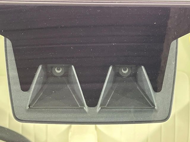 �y�X�}�[�g�A�V�X�g�z���s���ɑO���̎ԗ�����F�����A�Փ˂������Ȏ��͌x��ƃu���[�L�ŏՓˉ���Ɣ�Q�y�����A�V�X�g�B�����S�Ƀh���C�u�����y���݂��������܂��B