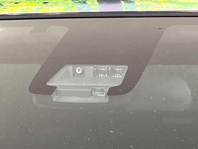 �y�v���N���b�V���Z�[�t�e�B�z�O���̎ԗ��������m���A�Փ˂������Ȏ��͌x��Œ��ӂ𑣂��A�u���[�L�𓥂ޗ͂��T�|�[�g�B�u���[�L�𓥂߂Ȃ������ꍇ�͏Փ˔�Q�y���u���[�L���쓮�A�Փˉ�����T�|�[�g���܂��B