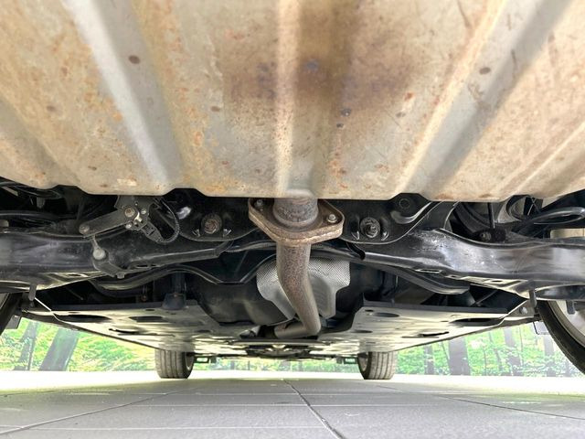 下回りがきれいなうちに、防錆加工の施工がオススメ。降雪地域はもちろん、沿岸部にお住いの方や、趣味でマリン・ウィンタースポーツをされる方に大変好評いただいております。