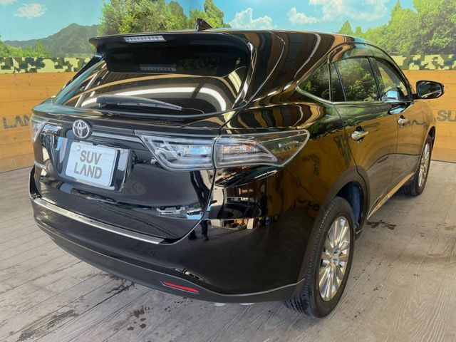 ☆全国のネクステージからお取り寄せが可能※!遠方の店舗に展示してあるクルマが気になる場合も、最寄りの店舗でご覧いただくことが可能です!是非私たちに要望をお聞かせください!※別途費用