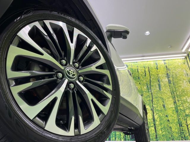 �y����18�C���`�A���~�z�C�[���z�O�ςɃ}�b�`���������A���~�z�C�[���𑕒����Ă���܂��B�e��ЊO�A���~�z�C�[����A�X�^�b�h���X�^�C�����戵�����Ă���܂��B���񂲑��k����������