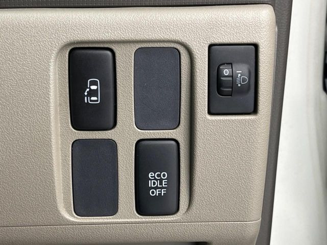 �y�p���[�X���C�h�h�A�z�X�}�[�g�L�[��^�]�Ȃ̃X�C�b�`�ŃX���C�h�h�A�̊J���\���d��������͂����ăh�A���J����K�v�������A���������q�l�ł��A�d���ו��������Ă��鎞�����N�ɊJ���߂ł��܂���