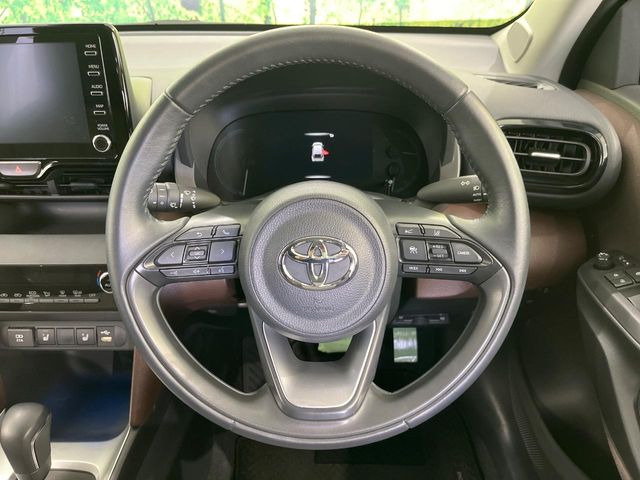 �y�����v�����X�e�A�����O�z�㎿�Ȋv���g�p���邱�ƂŁA��ɂ����������݂ƂĂ��^�]���₷���n���h���ł���