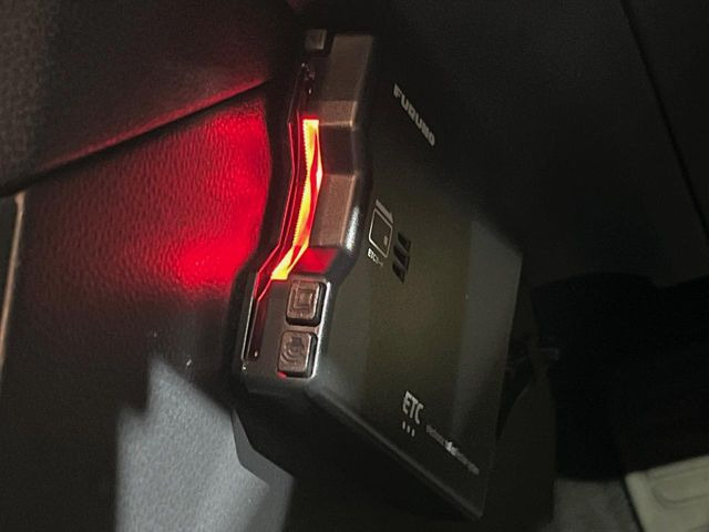 【ETC】高速道路の料金所をストレスなく通過!話題のスポットやサービスエリアに多い「スマートIC」利用時は必須のアイテムです。当店でセットアップを実施、ご納車当日からすぐにご利用いただけます!