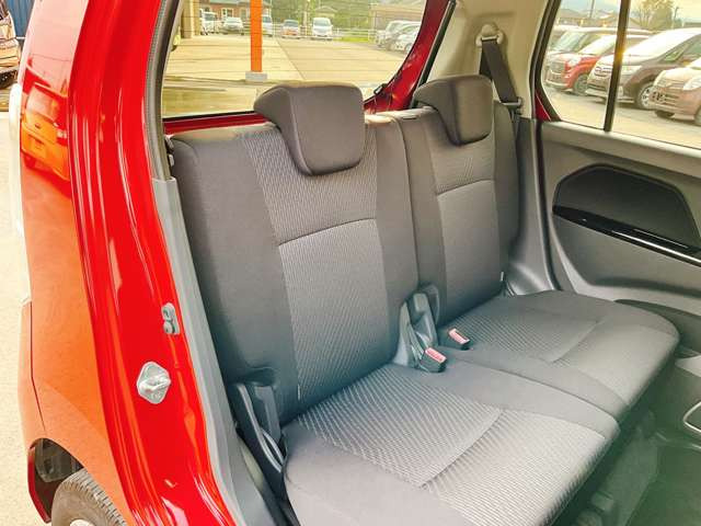 ���Ђł͌��I�������Ԃ𖈌���ʂɎd������s�Ȃ��A�����߂₷�����i�ł��񋟂��Ă���܂���