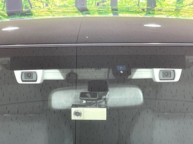 �y�A�C�T�C�g�z�O���̎ԗ��������m���A�Փ˂������Ȏ��͌x��Œ��ӂ𑣂��A�u���[�L�𓥂ޗ͂��T�|�[�g�B�u���[�L�𓥂߂Ȃ������ꍇ�͏Փ˔�Q�y���u���[�L���쓮�A�Փˉ�����T�|�[�g���܂��B