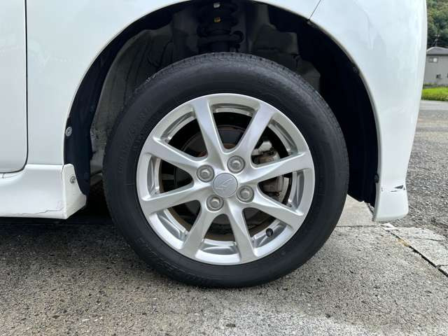 ����14�C���`AW(�^�C���T�C�Y�O��155/65R14 �u���W�X�g��)