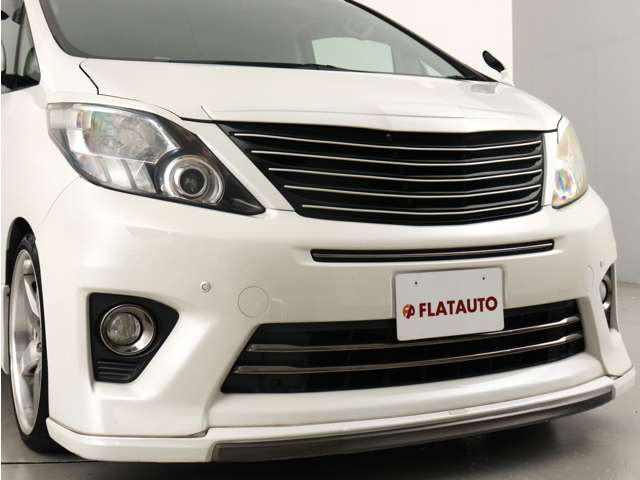 社外エアロによって格好良くカスタムされています♪