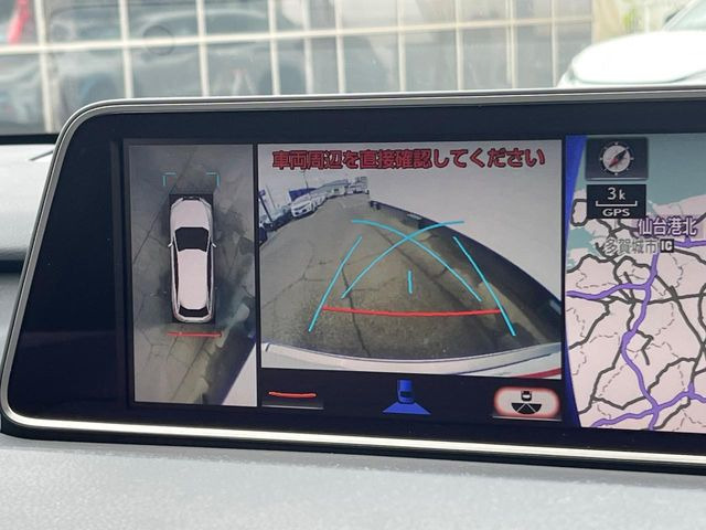 �y�p�m���~�b�N�r���[���j�^�[�z��p�̃J�����ɂ��A�ォ�猩���낵���悤�Ȏ��_��360�x�N���}�̎��͂��m�F���邱�Ƃ��ł��܂������p�������m�F���₷���A�����ꏊ�ł̐؂�Ԃ��⒓�Ԃ��X���[�Y�ɍs���܂��B