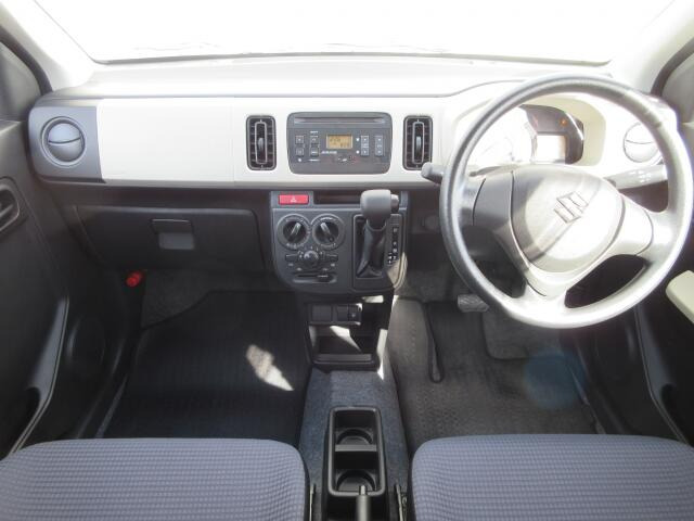 ���O���̐��|�E�K���X�n�{�f�B�R�[�e�B���O��CAR�N���[�j���O���Ǝ҂��{�H�������܂��̂ő�ϐ����B�I���b�N�X�����Ԃł݂͂Ȃ��܂ɉ��K�ȃh���C�u�����񑩁B