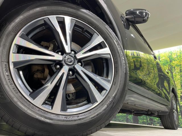 �y����18�C���`�A���~�z�C�[���z�O�ςɃ}�b�`���������A���~�z�C�[���𑕒����Ă���܂��B�e��ЊO�A���~�z�C�[����A�X�^�b�h���X�^�C�����戵�����Ă���܂��B���񂲑��k����������