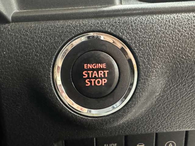 お車の機能や安全装備に関して気になる方は、ぜひ一度ご来店ください!その場でスタッフがご説明可能です!