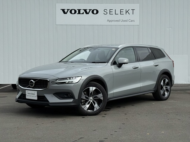 V60クロスカントリープラス B5 AWD 4WD