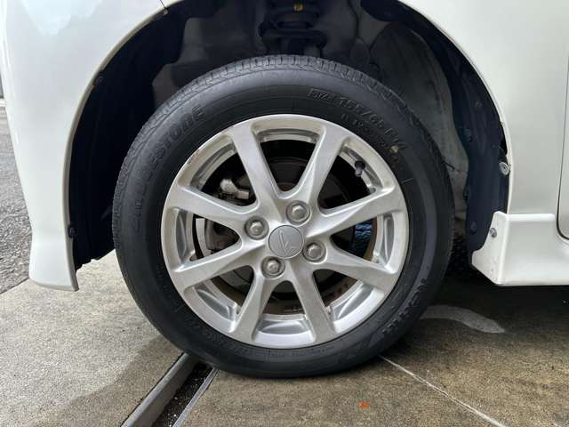 ����14�C���`AW(�^�C���T�C�Y�O��155/65R14 �u���W�X�g��)