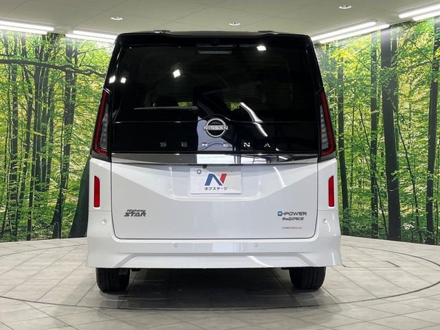 日産 セレナ 1.4 e-4ORCE ハイウェイスターV 4WD 401.5万円 令和