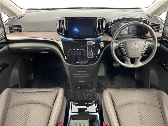 エルグランド2.5 250ハイウェイスターS