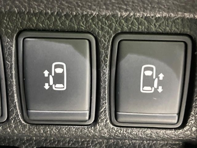 �y�����p���[�X���C�h�h�A�z�X�}�[�g�L�[��^�]�Ȃ̃X�C�b�`�Ō�ȗ����X���C�h�h�A�̊J���\���d��������͂����ăh�A���J����K�v�������A�����Ȃ��q�l�ł��ȒP�ɊJ���߂ł����K�ł���