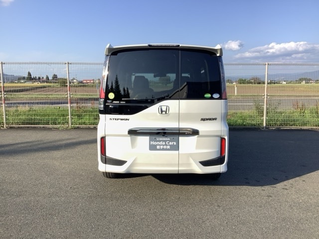 ステップワゴン1.5 スパーダ クールスピリット ホンダ センシング 4WD