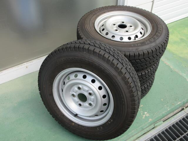 �X�^�b�h���X�^�C�����t���Ă���܂��B