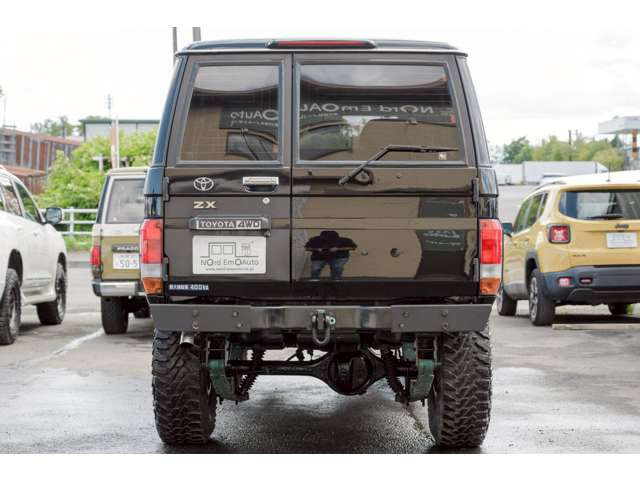 ���A�r���[�������ȃJ�b�R�悳�����Ă܂��B�N���J���o���p�[�������Ă܂��B