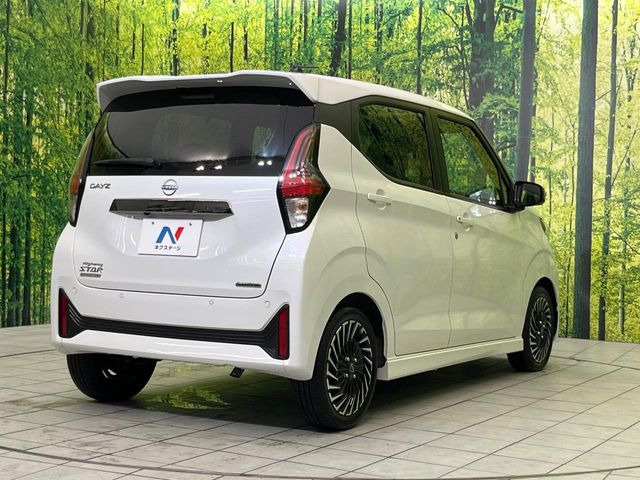 ☆全国のネクステージからお取り寄せが可能※!遠方の店舗に展示してあるクルマが気になる場合も、最寄りの店舗でご覧いただくことが可能です!是非私たちに要望をお聞かせください!※別途費用